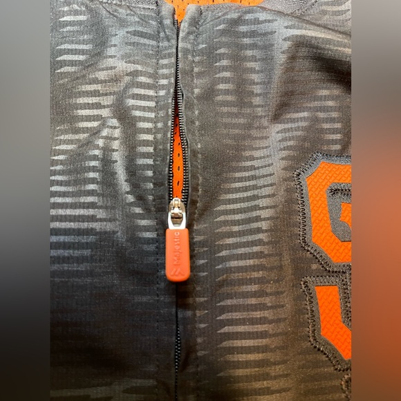 San Francisco Giants Windbreaker Pullover Cool Base 1/4 Zip by Majestic - Picture 4 of 8